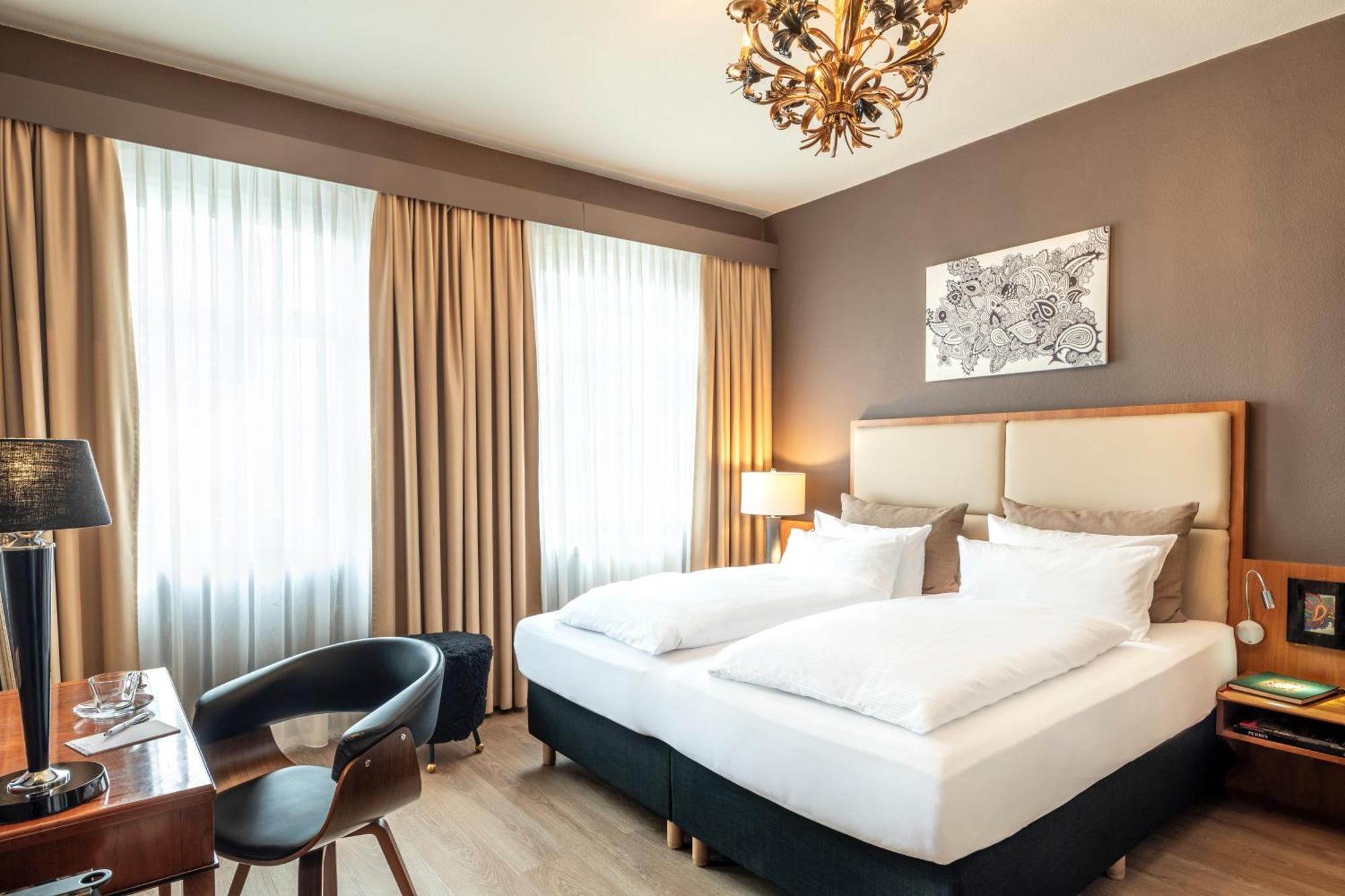 Hotel Wuerzburger Hof **** Phòng bức ảnh